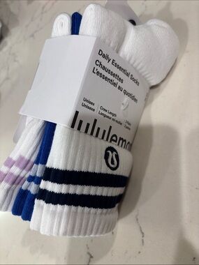 lululemon Crew Socks Pack - White w/  Stripes 3-pack Small NWT